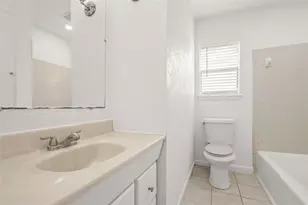 111 Montrose Cir, Conroe, TX 77301 - Photo 15