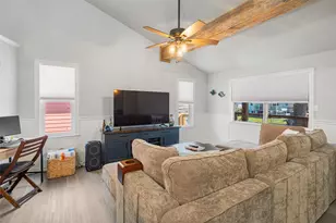 673 Warsaw St, Bayou Vista, TX 77563 - Photo 11