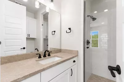 4007 Beacon Fisher Drive, Houston, TX 77018 - Photo 9