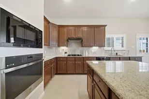 3615 E Cape Rd, Dickinson, TX 77539 - Photo 11