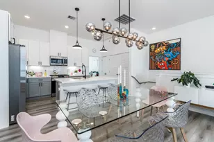 8324 Springwood Cyn Ln, Houston, TX 77055 - Photo 7