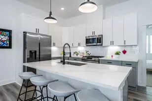 8324 Springwood Cyn Ln, Houston, TX 77055 - Photo 13