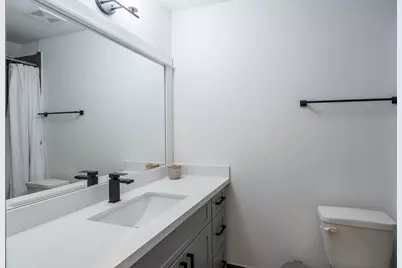 8324 Springwood Canyon Lane, Houston, TX 77055 - Photo 17