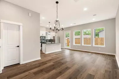6712 Parker Oaks Lane, Houston, TX 77076 - Photo 15