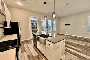 6712 Parker Oaks Ln, Houston, TX 77076 - Photo 3