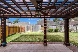 18062 Golden Ridge Dr, Houston, TX 77084 - Photo 35