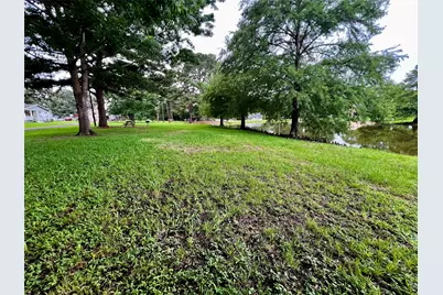689 Indian Hill Boulevard, Livingston, TX 77351 - Photo 9