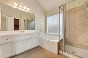 2114 Thorn Berry Creek Ln, Katy, TX 77449 - Photo 23