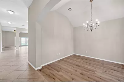 2114 Thorn Berry Creek Lane, Katy, TX 77449 - Photo 7