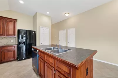 2114 Thorn Berry Creek Lane, Katy, TX 77449 - Photo 17