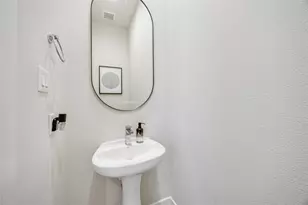 108 Knightsbridge Park Ln, Houston, TX 77018 - Photo 23