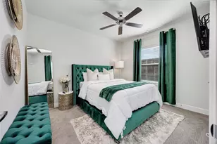 108 Knightsbridge Park Ln, Houston, TX 77018 - Photo 19