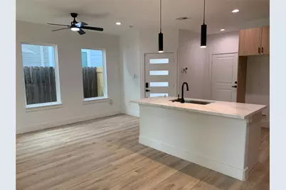 9026 Scott Street, Houston, TX 77051 - Photo 3