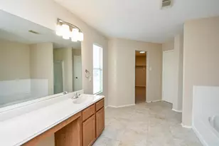 815 Darbydale Crossing Ln, Houston, TX 77090 - Photo 17