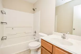 815 Darbydale Crossing Ln, Houston, TX 77090 - Photo 19