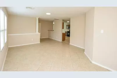 815 Darbydale Crossing Lane, Houston, TX 77090 - Photo 13