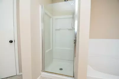 815 Darbydale Crossing Lane, Houston, TX 77090 - Photo 15