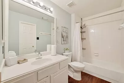 2203 Lakewind Lane, League City, TX 77573 - Photo 29