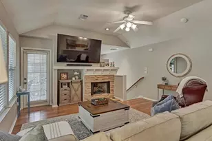87 Woodlily Pl, The Woodlands, TX 77382 - Photo 9