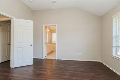 6402 Bright Falls Lane, Katy, TX 77449 - Photo 9