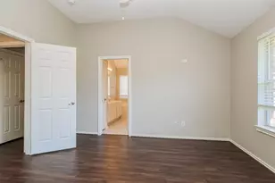 6402 Bright Falls Ln, Katy, TX 77449 - Photo 9