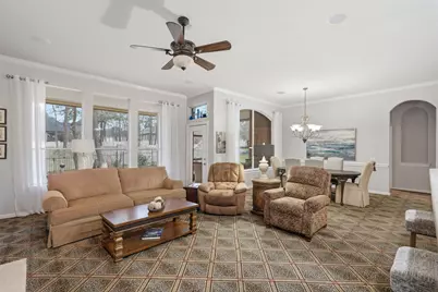 326 Creekwood W, Montgomery, TX 77356 - Photo 5