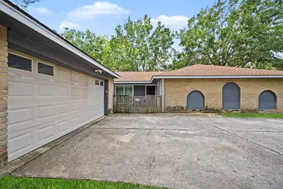 11507 Chetman Drive, Houston, TX 77065 - Photo 3