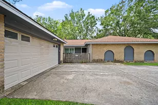 11507 Chetman Dr, Houston, TX 77065 - Photo 3
