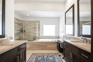 8653 Green Kolbe Ln, Houston, TX 77080 - Photo 37