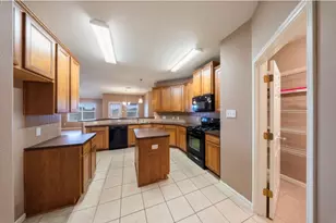 6007 Wilcox Point Ct, Spring, TX 77388 - Photo 7