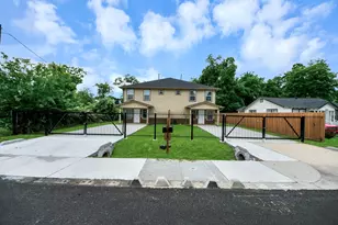 2430 Dolly Wright St, Houston, TX 77088 - Photo 3
