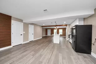 2430 Dolly Wright St, Houston, TX 77088 - Photo 15