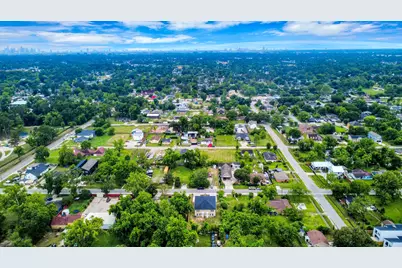 2430 Dolly Wright Street #A, Houston, TX 77088 - Photo 9