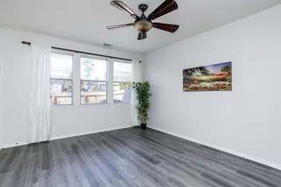 63 Summerhaze Circle, The Woodlands, TX 77382 - Photo 9