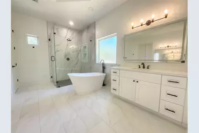 12326 Leather Saddle Court, Houston, TX 77044 - Photo 23