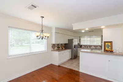2007 S Rayburn Court, Pasadena, TX 77502 - Photo 7