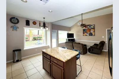 13810 Viewfield Court, Houston, TX 77059 - Photo 7