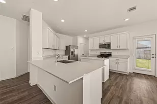 7910 Eagle Crk Ln, Richmond, TX 77469 - Photo 9