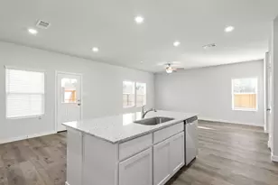 8014 Heroes Hall Dr, Magnolia, TX 77354 - Photo 7