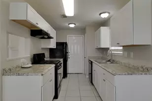 3446 Edgecreek Dr, Houston, TX 77066 - Photo 5