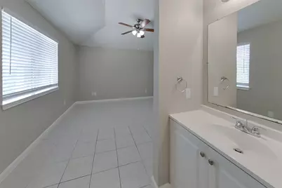 3446 Edgecreek Drive, Houston, TX 77066 - Photo 9