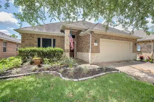 2747 Villa Bella Ct, League City, TX 77573 - Photo 1