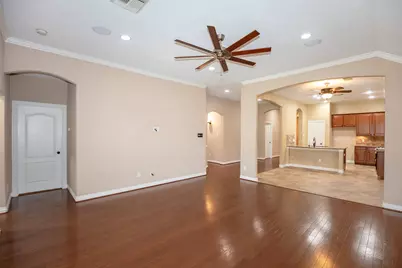 2747 Villa Bella Court, League City, TX 77573 - Photo 15