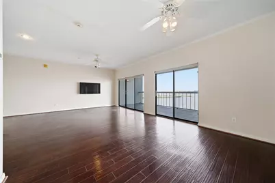 351 Lakeside Lane #304, Houston, TX 77058 - Photo 7