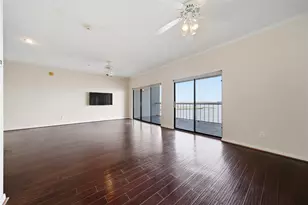 351 Lakeside Ln, Houston, TX 77058 - Photo 7