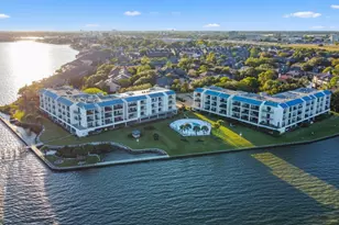 351 Lakeside Ln, Houston, TX 77058 - Photo 31