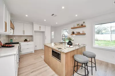 2318 Hialeah Drive, Houston, TX 77018 - Photo 13