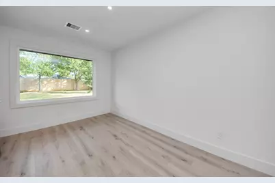 2318 Hialeah Drive, Houston, TX 77018 - Photo 13