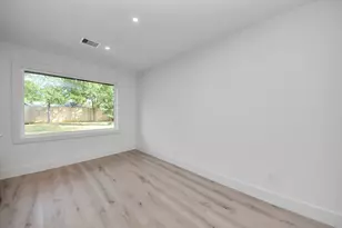 2318 Hialeah Dr, Houston, TX 77018 - Photo 13