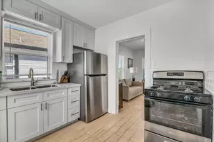 5301 Avenue M, Galveston, TX 77551 - Photo 9